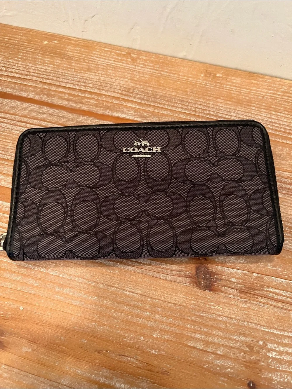 Coach Authentic Black/Gray Signature Accordion Zip Around Wallet